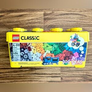 LEGO Classic Medium Creative Brick Box 10696 Building Toy Set - brand new